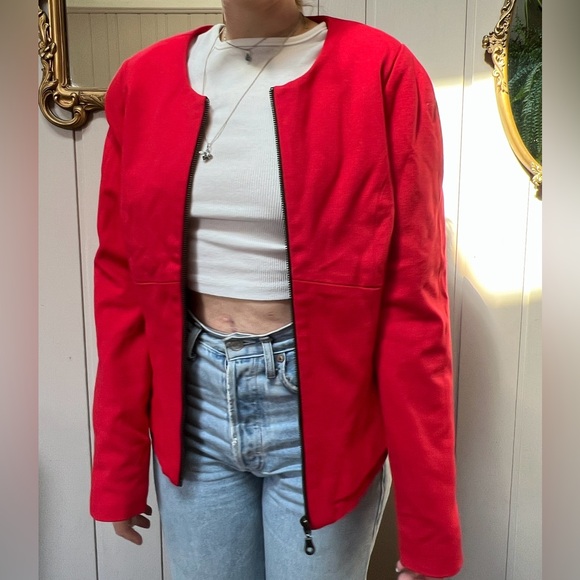 Red Studio Point jacket size medium - Picture 3 of 7